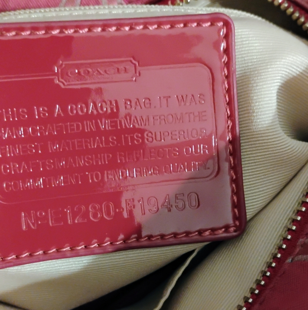 Coach Pink Crossbody/Shoulder Bag - Picture 9 of 9